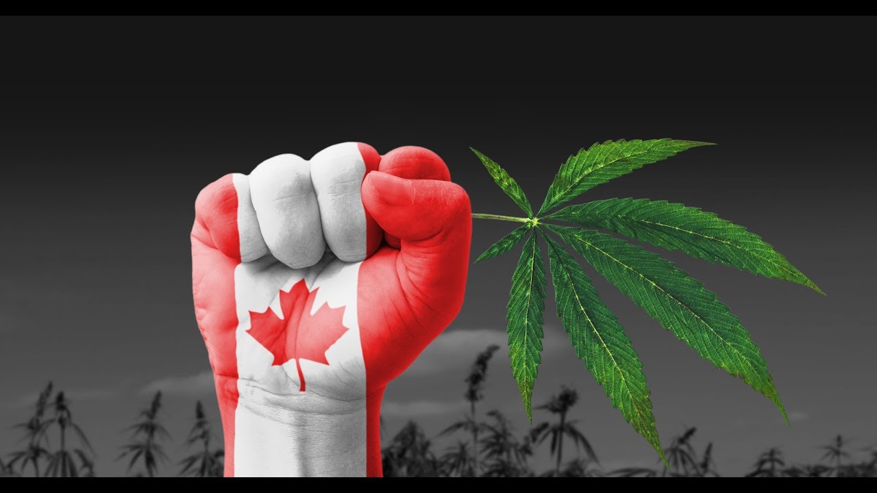 Фото Канада легализовала курение марихуаны